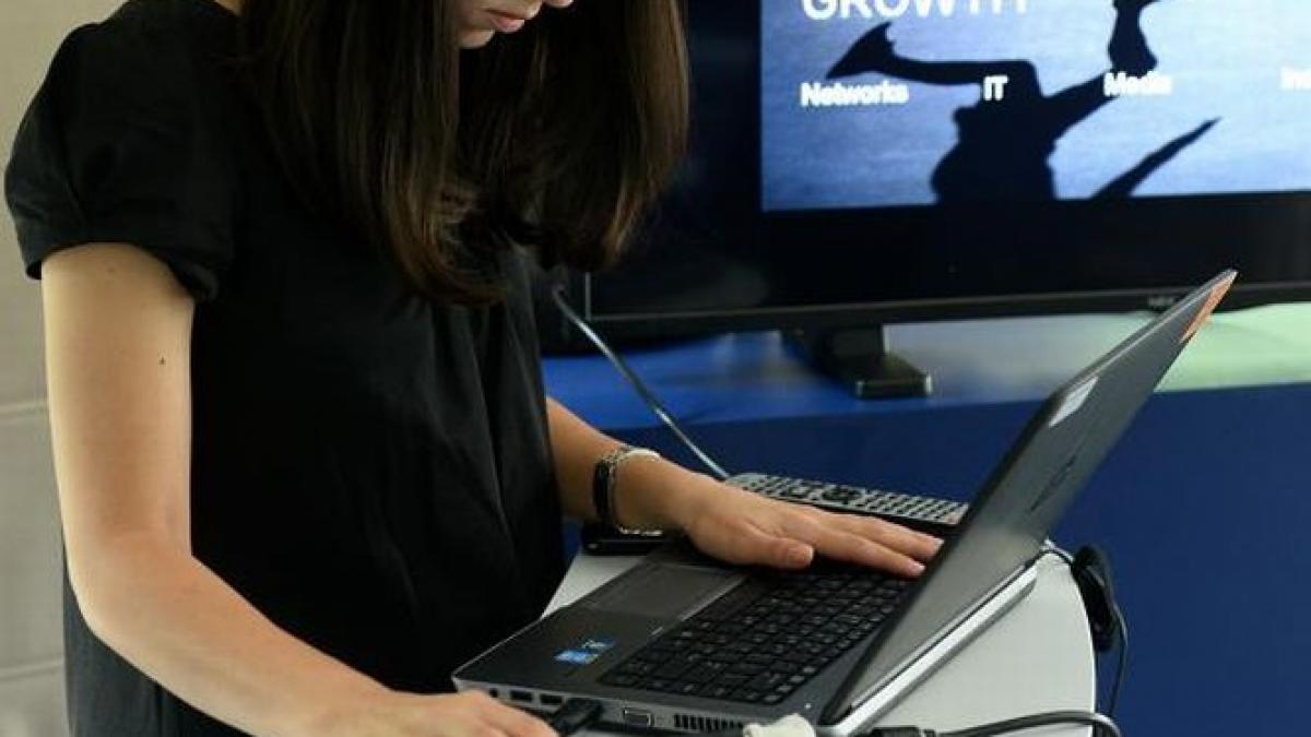 umilinta pentru o romanca din marea britanie ne pare rau nu acceptam romani