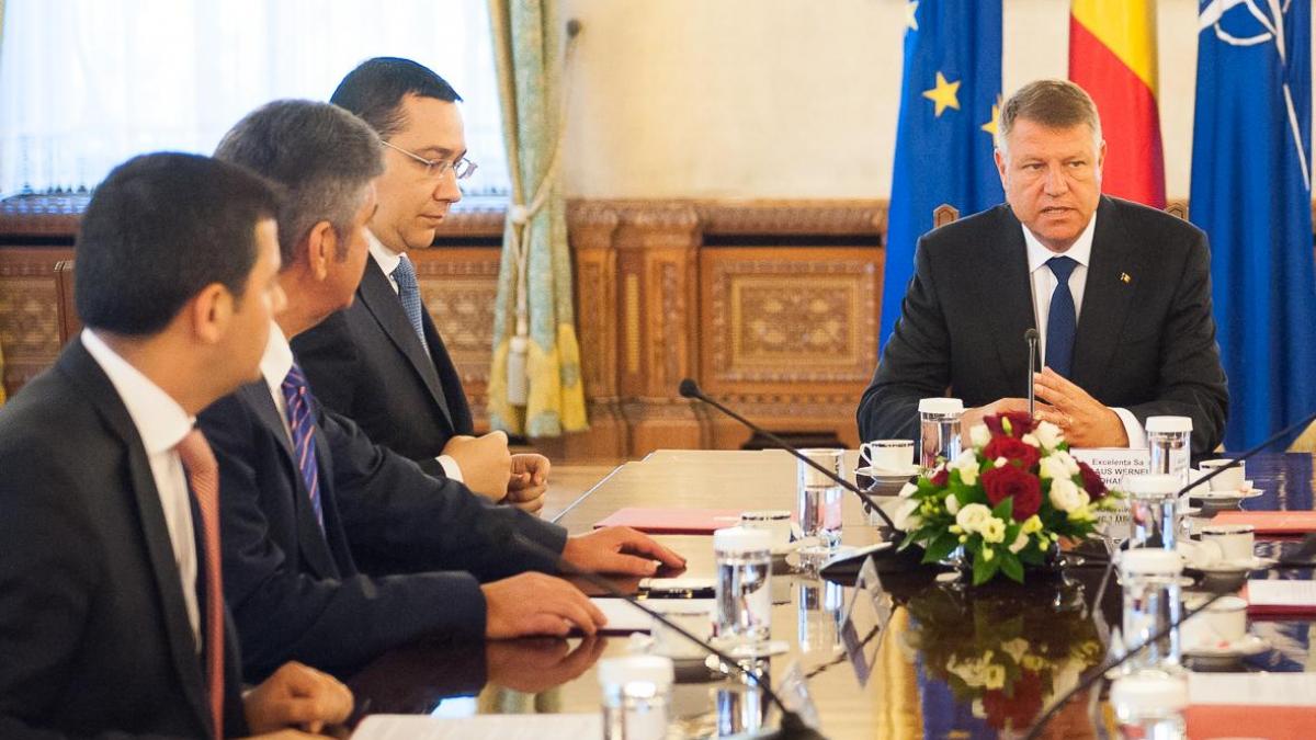 schimbari in topul increderii in personalitatile publice ce locuri ocupa klaus iohannis si victor