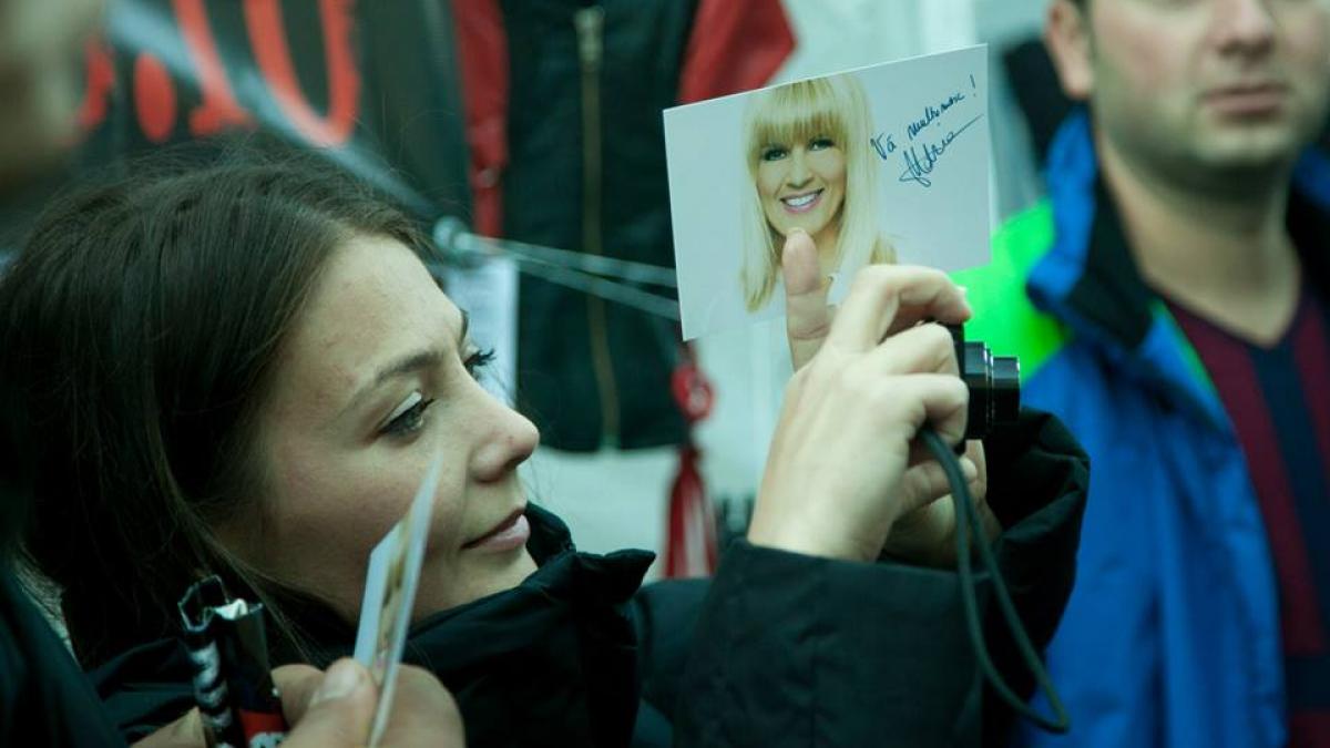 intalnire secreta intre elena udrea si noul ei iubit