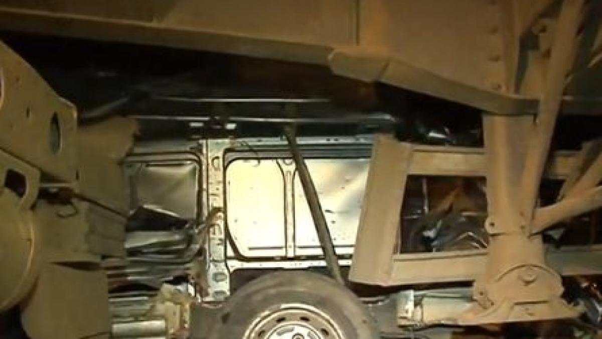 s au urcat intr o masina de ocazie si au fost condusi spre moarte trei morti si sase raniti intr un