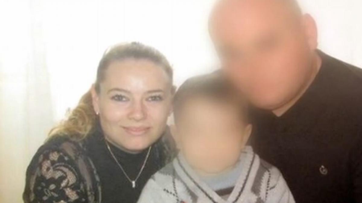 si a adus copilul pe lume acum trei zile si apoi a murit