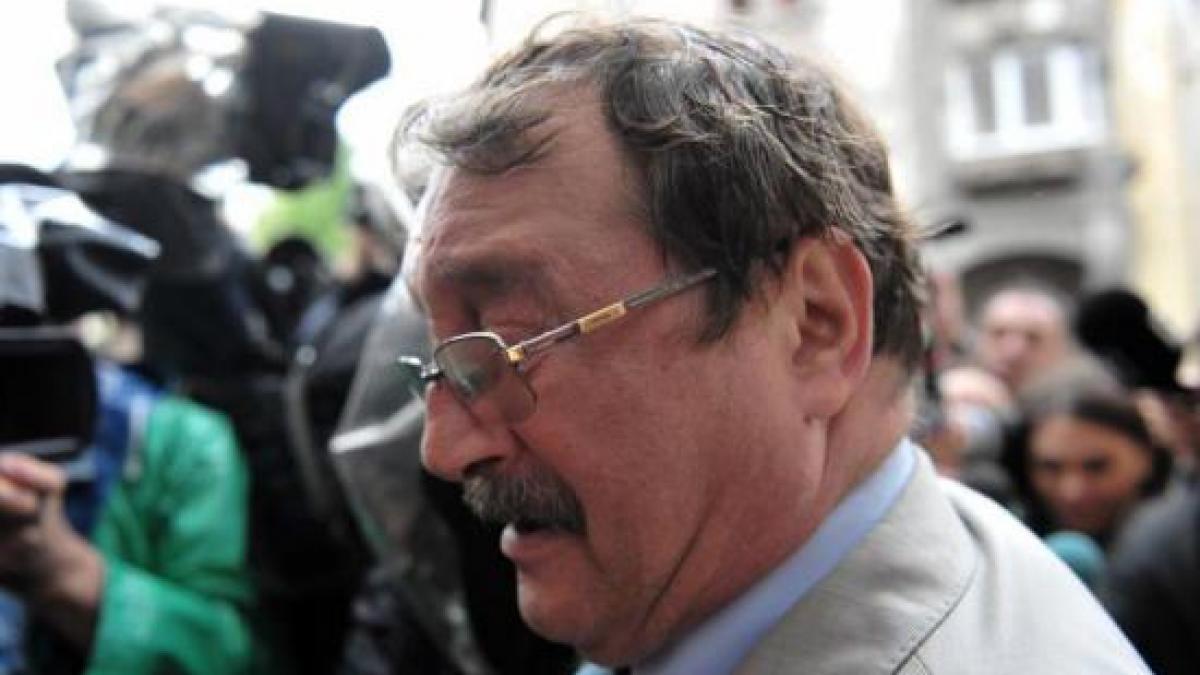 avocatul abraham despre mircea basescu daca va fi condamnat are foarte putin de executat