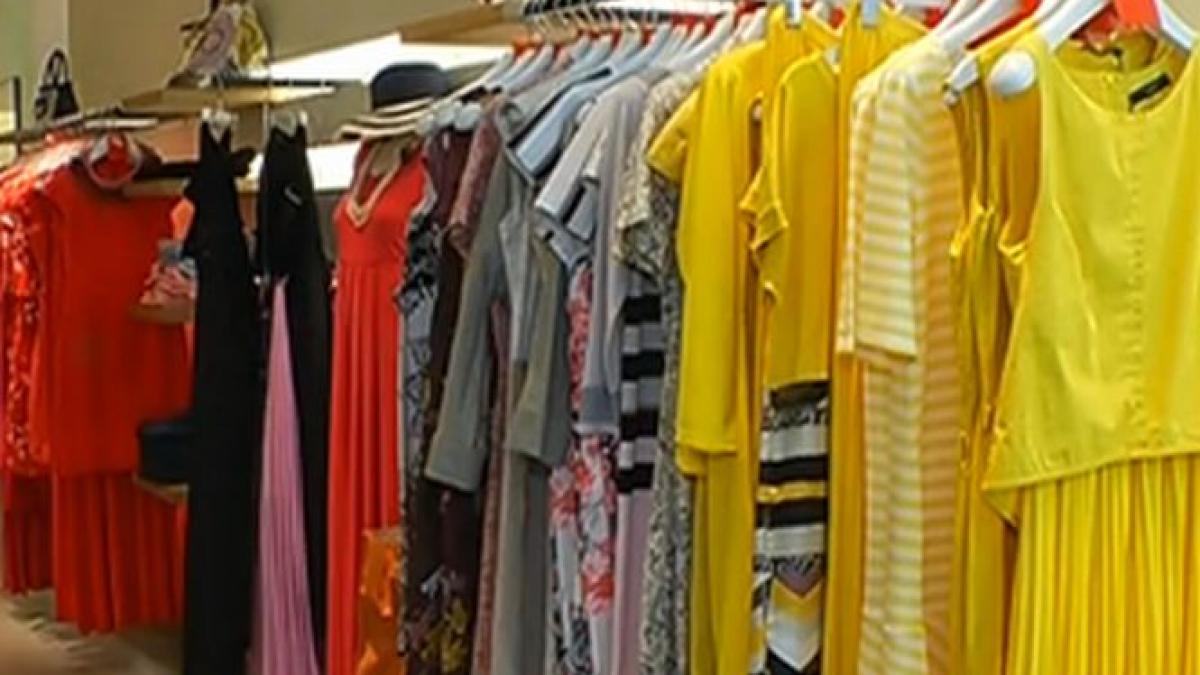 cum sa ti asortezi hainele la culoarea parului ce culori trebuie sa purtati sau sa evitati