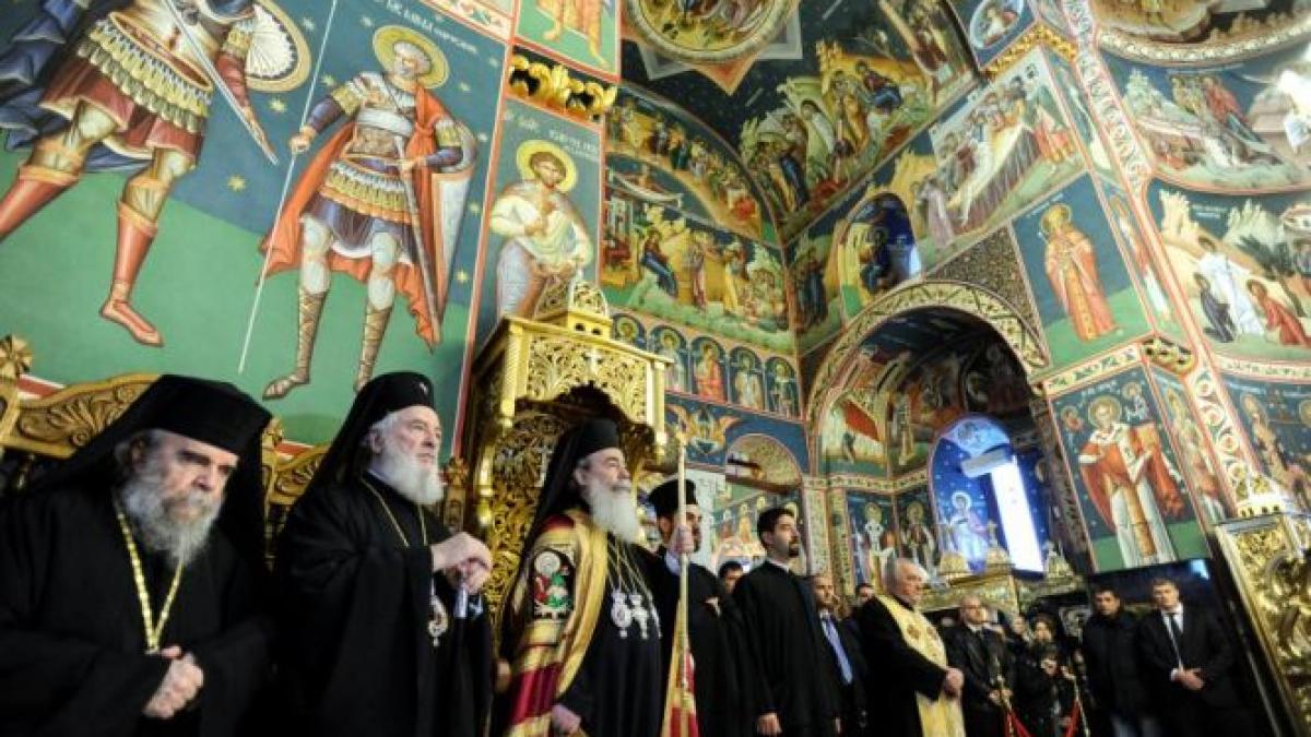 romanii cred in dumnezeu dar si in vrajitorie