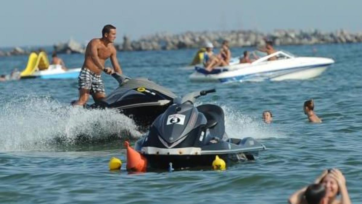 bataie cu bate si cu pietre intre barcagiii din mamaia