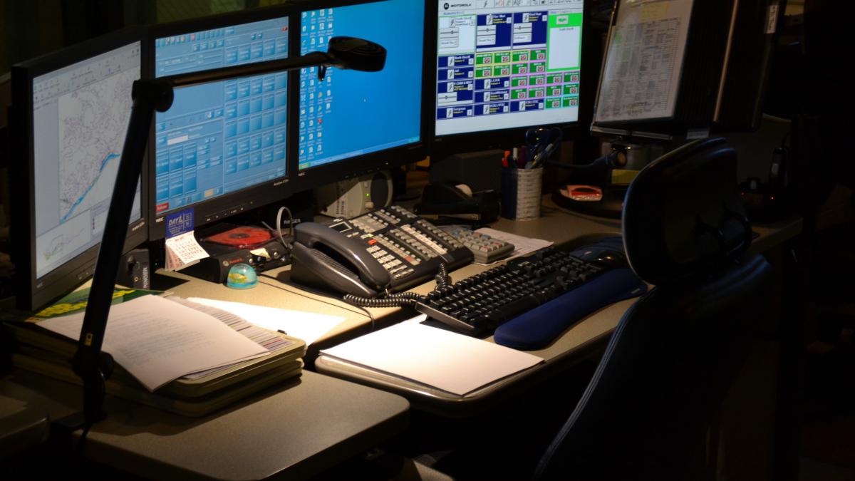 revoltator a sunat disperata cerand ajutor insa dispecerul i a inchis telefonul in nas asculta