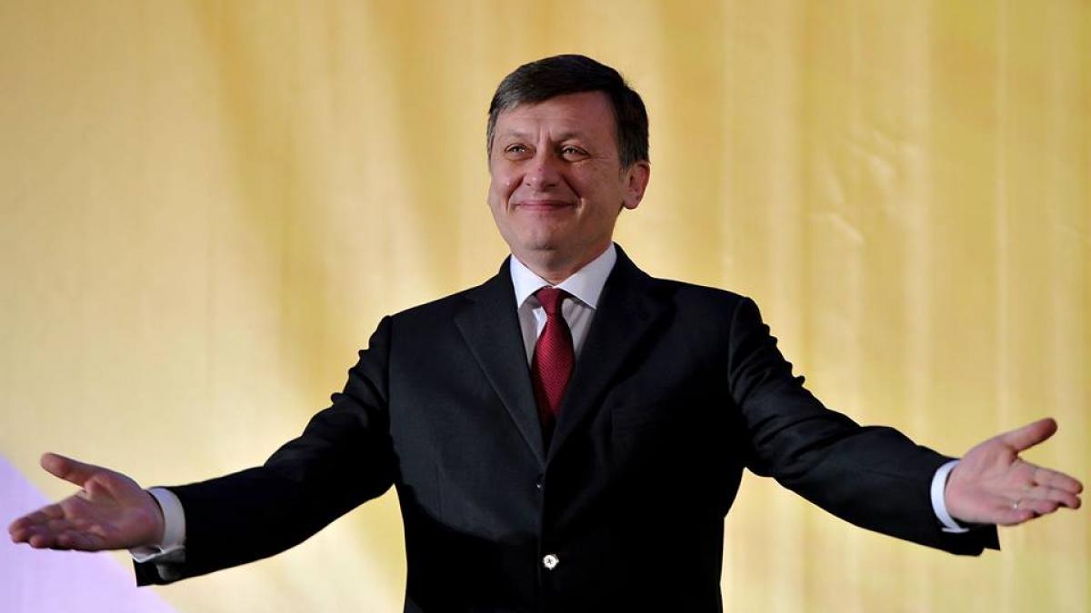 crin antonescu cred ca victor ponta nu va mai fi de la toamna premier