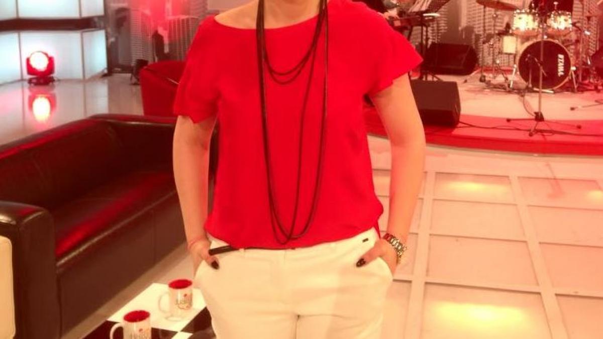 o prezentatoare tvr in lacrimi