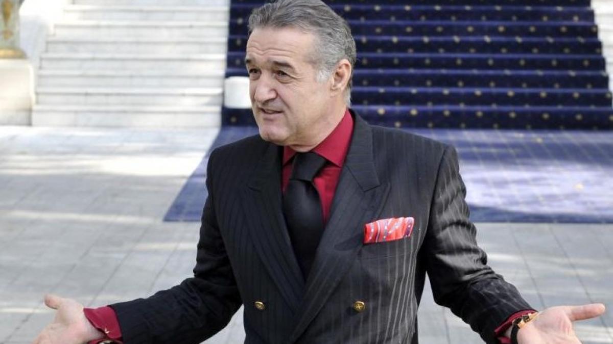 gigi becali sef de santier imagini senzationale cu latifundiarul de la steaua la bustul gol