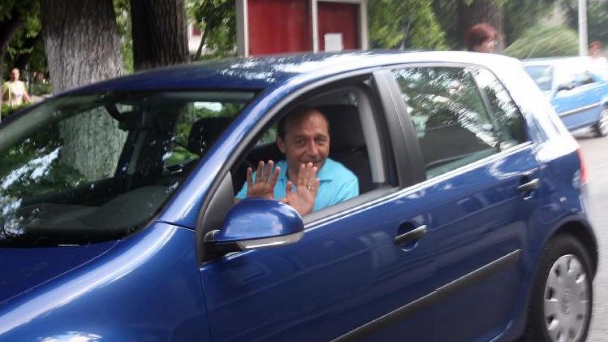 politistul care l a amendat pe basescu la un pas de arest