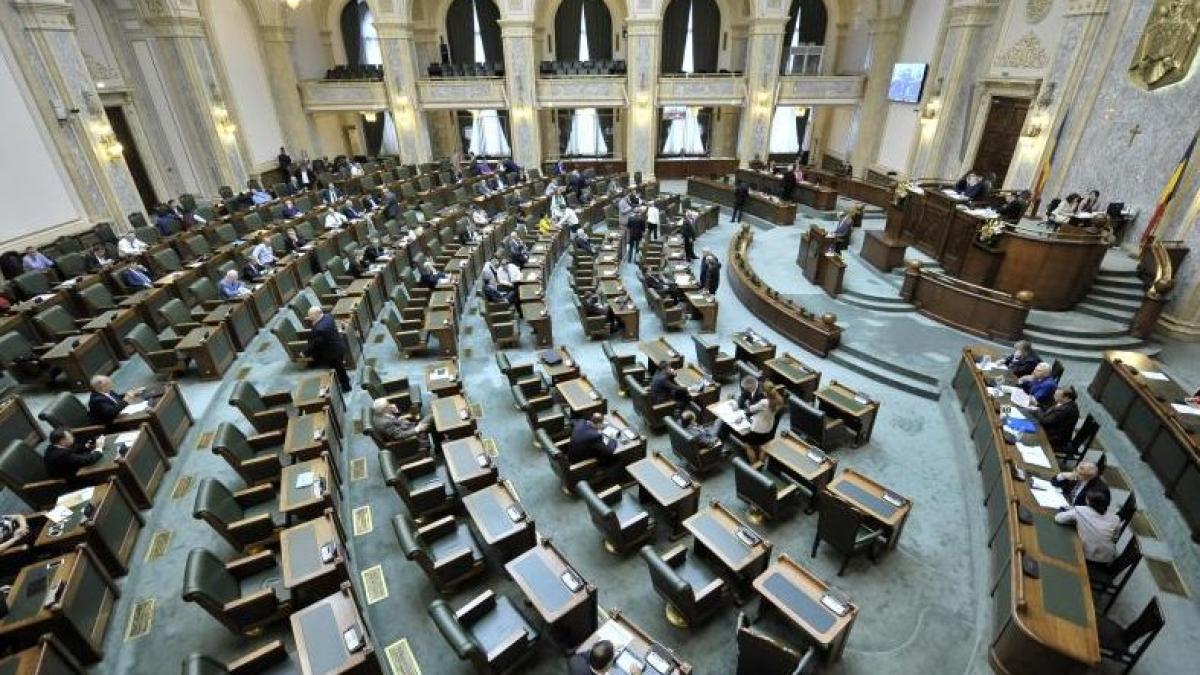 150 de parlamentari nu au vorbit deloc in plen