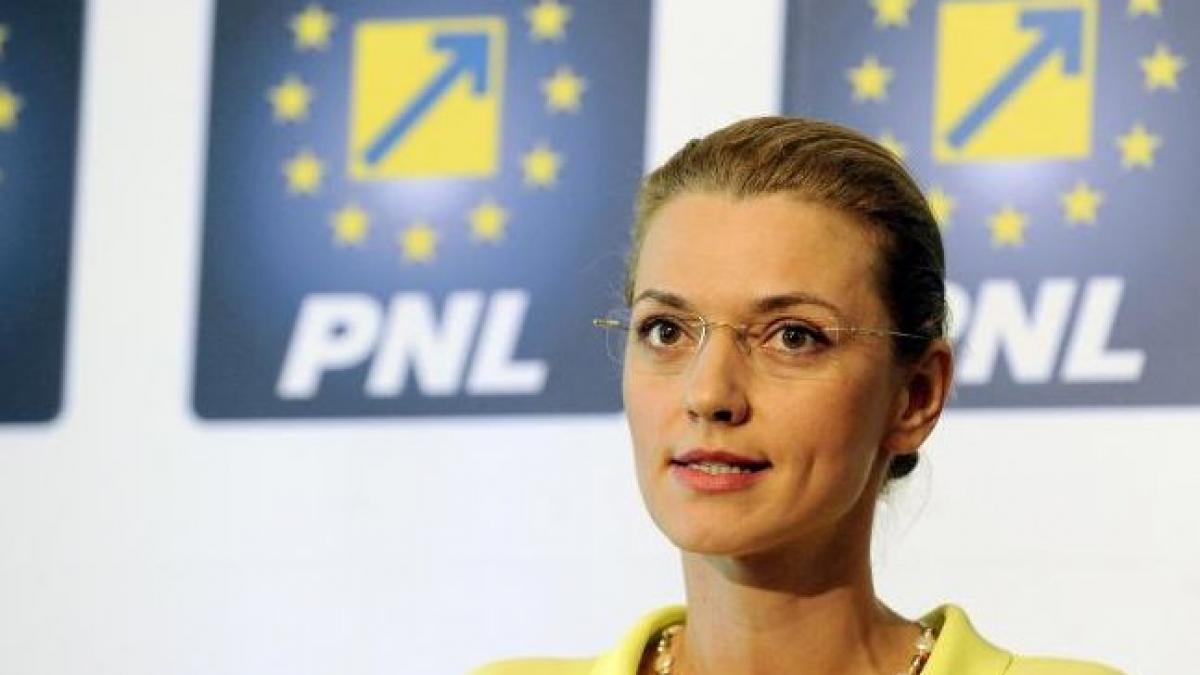 alina gorghiu prima femeie presedinte din istoria pnl