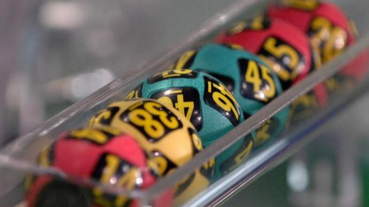 loto 6 49 report in valoare de aproximativ 13 milioane de lei