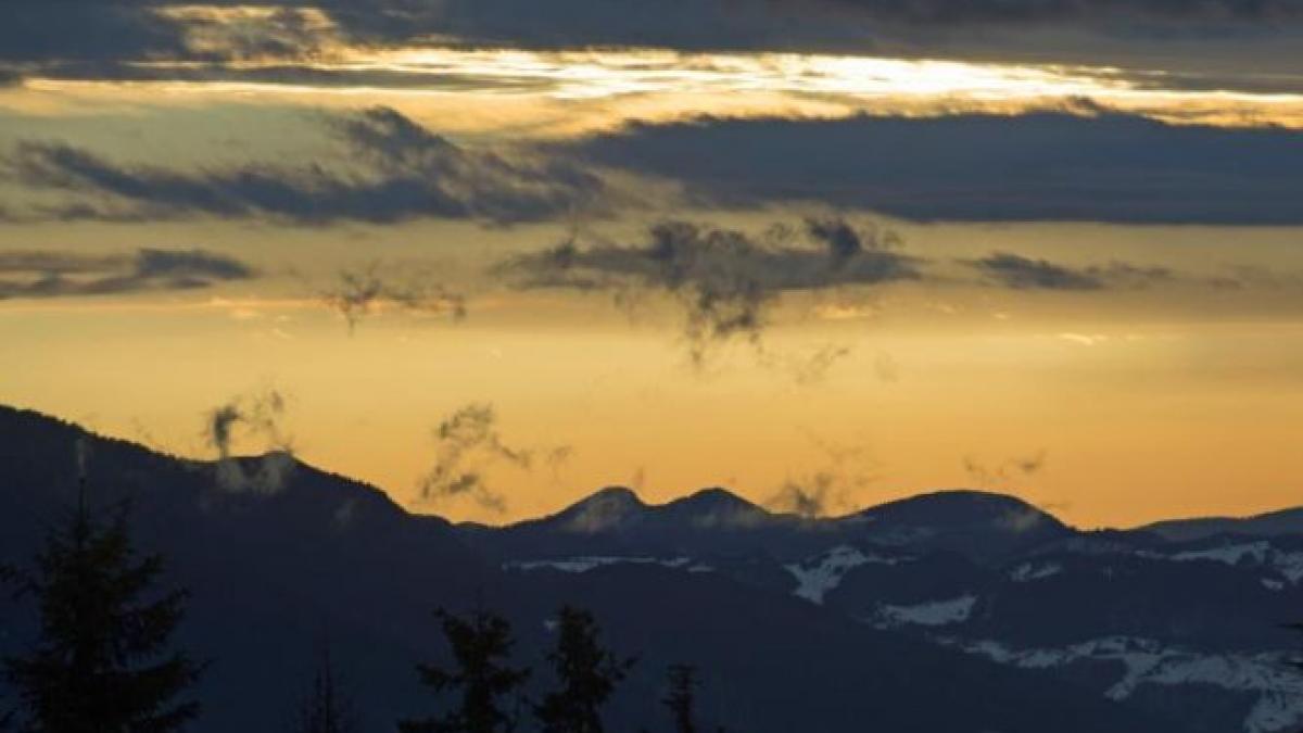 romanii au tremurat in acest weekend la temperaturi de 10 grade