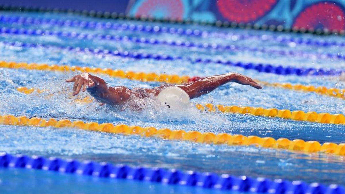 natatie robert glinta record national de juniori la cm de la kazan