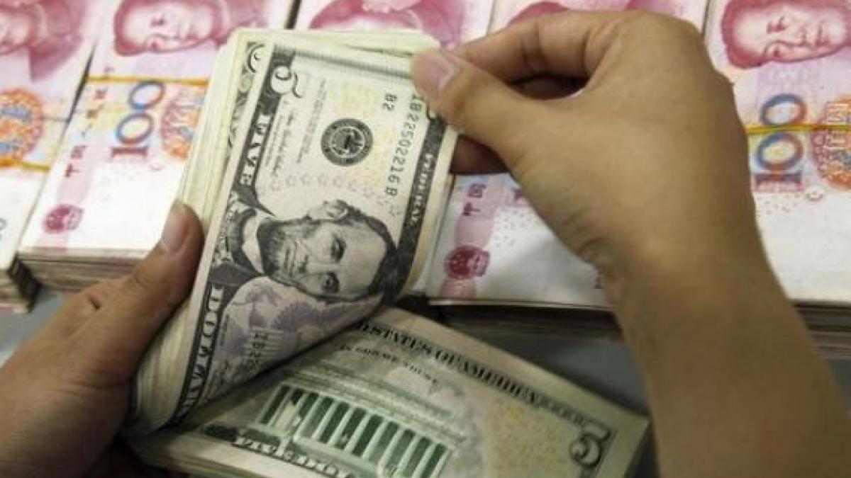 rezervele valutare la bnr sunt in scadere