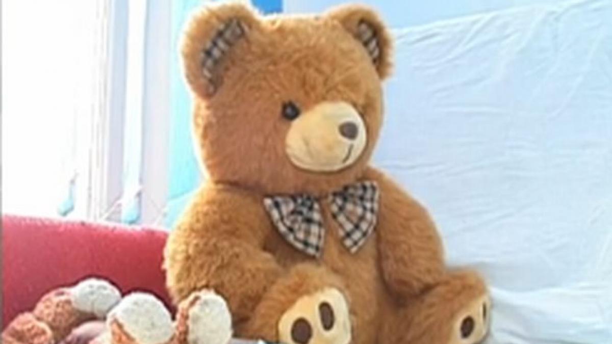 copila de 11 ani violata de iubitul mamei