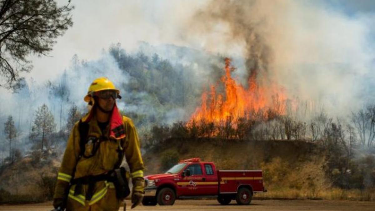 incendiul din california se vede din spatiu