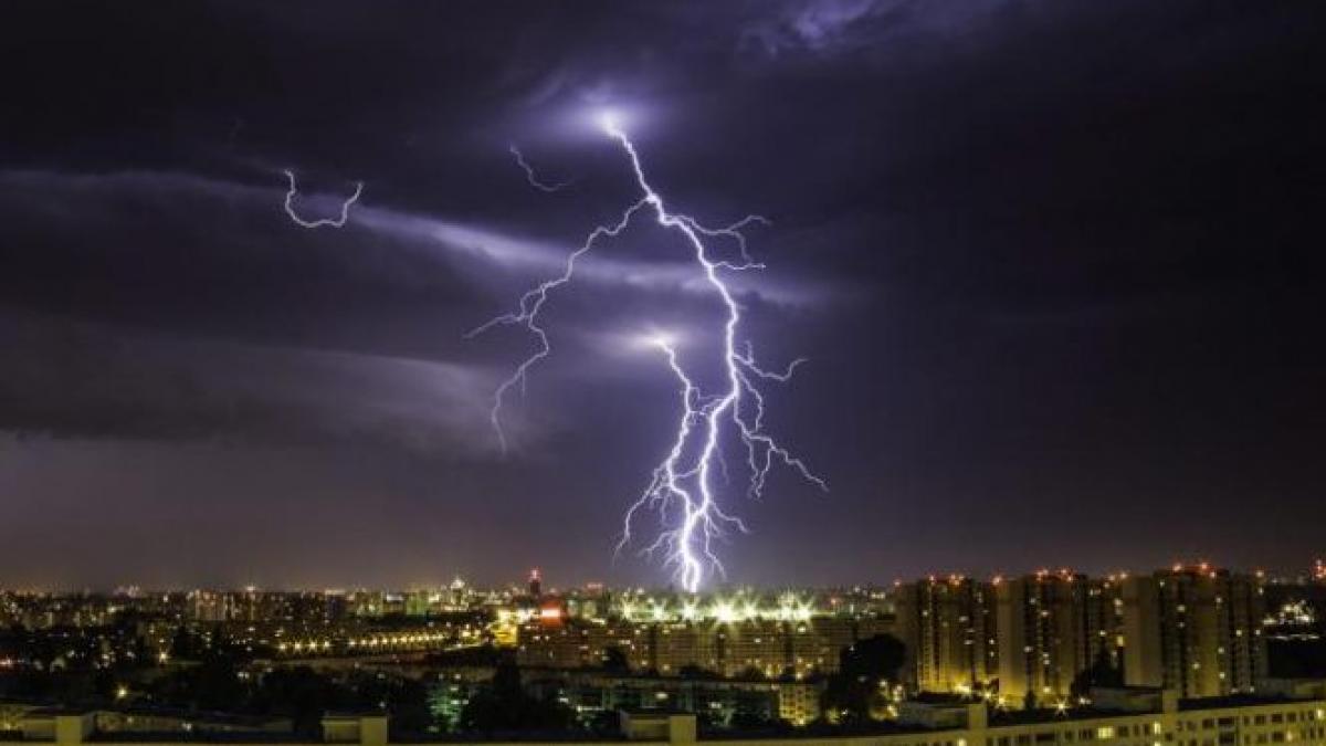 orase distruse de furia naturii imaginile care arata dezastrul