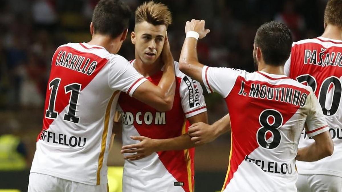 eliminare rusinoasa pentru ajax in preliminariile ligii campionilor apoel rapid viena dinamo zagreb