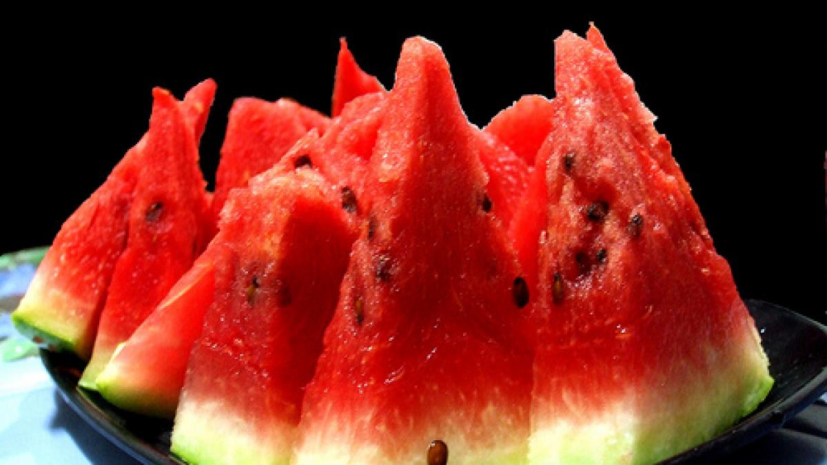 cele mai importante alimente diuretice si cum te ajuta