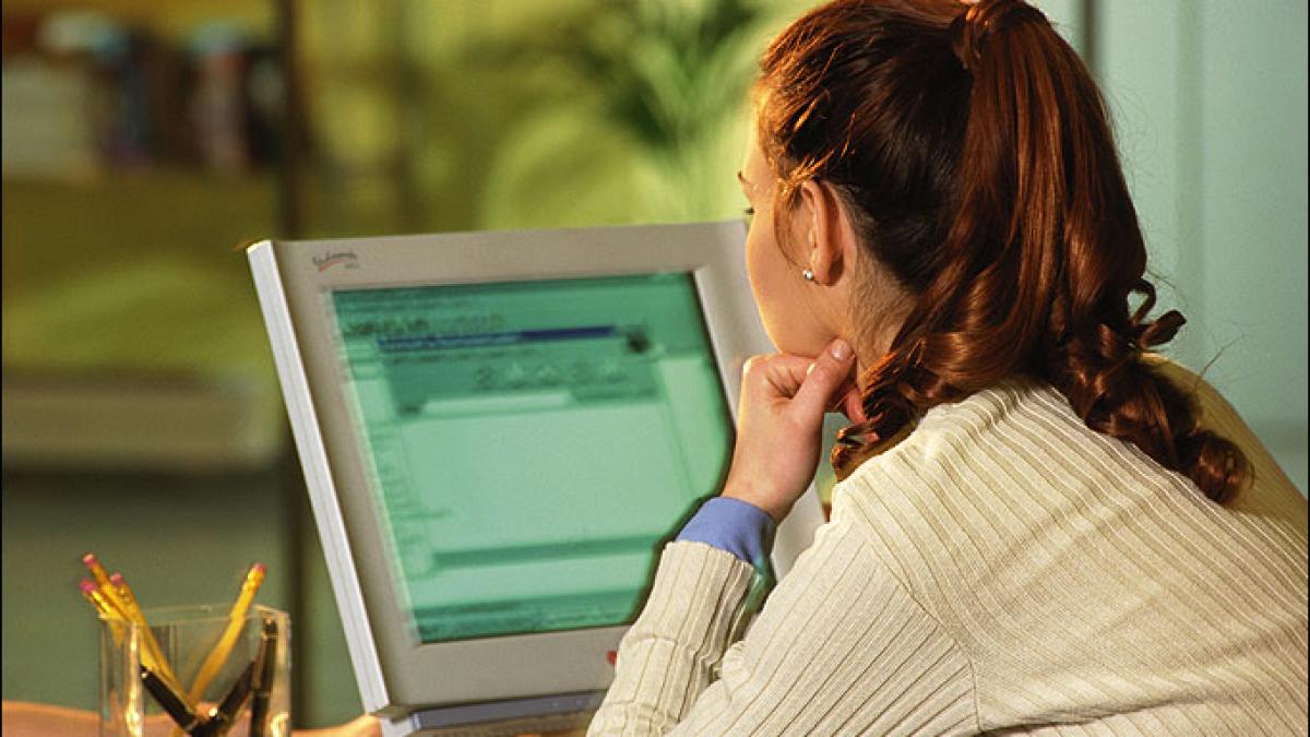 a trimis poze nud cu ea crezand ca va ajunge fotomodel ce a patit o tanara din harghita