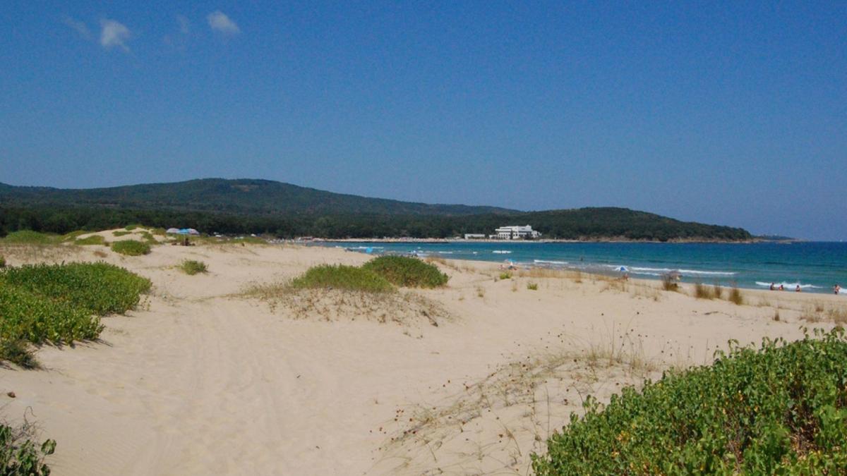 alerta de tip cod rosu in zona litoralului bulgar turistii avertizati sa fie vigilenti