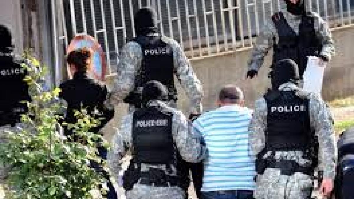 militanti ai statului islamic arestati in macedonia