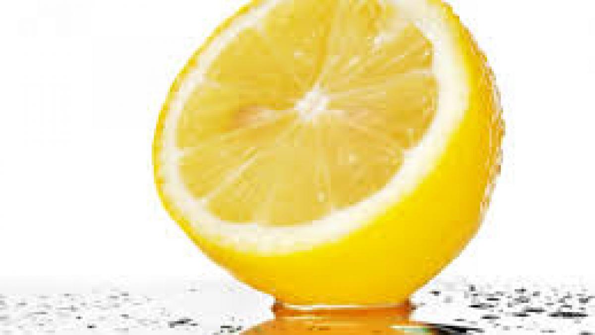 cum te ajuta o lamaie sa scapi de punctele negre