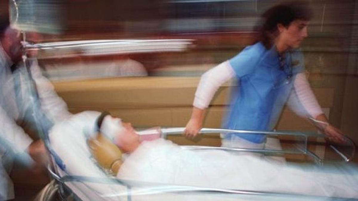 update cei zece adulti si doi copii internati cu toxiinfectie alimentara au fost externati