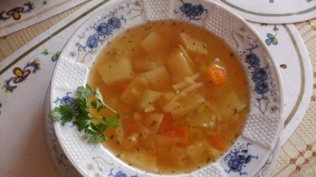 reteta rapida si usor de preparat ciorba de dovlecei