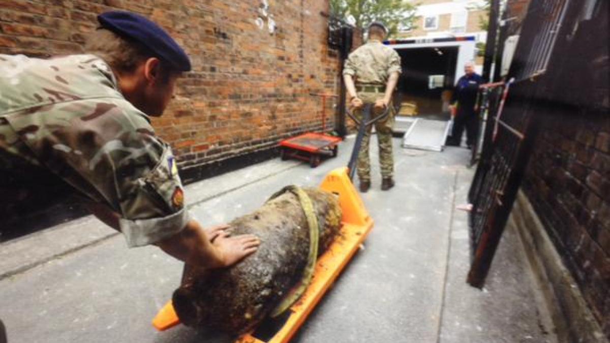 alerta la londra o bomba neexplodata a starnit panica