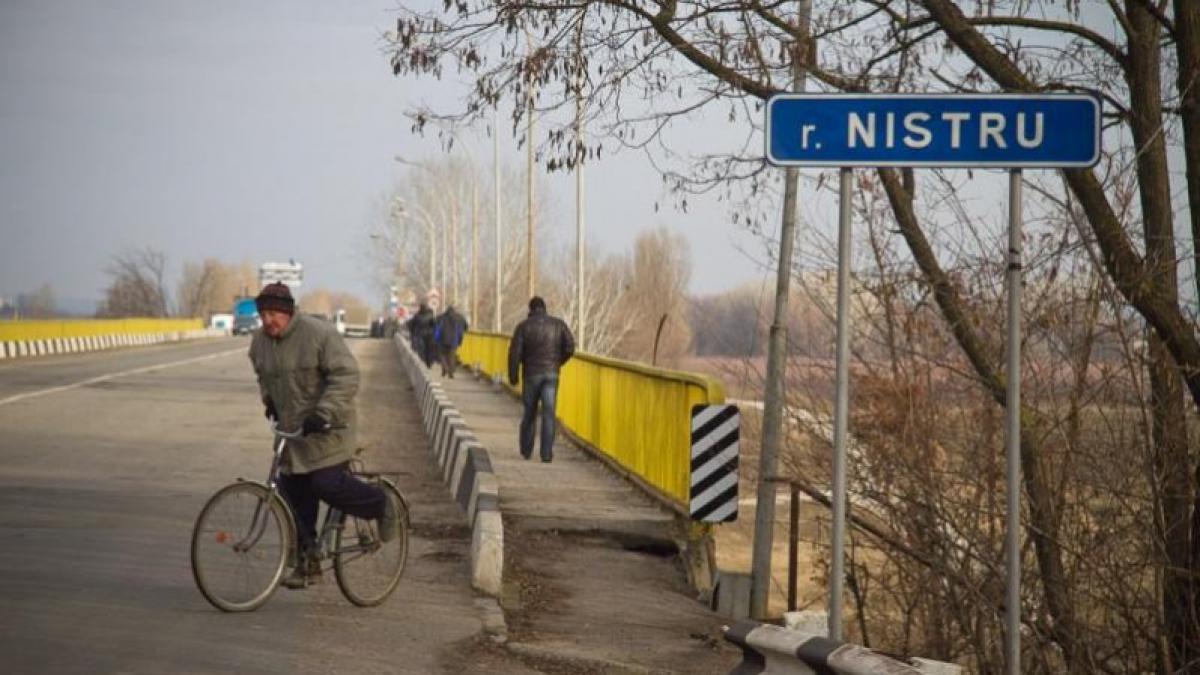 scandalos transnistria vopseste podul de pe nistru in culorile drapelului rusiei