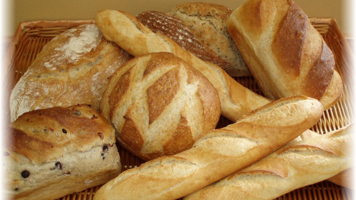 painea alba si pastele pot creste riscul de depresie si de anxietate