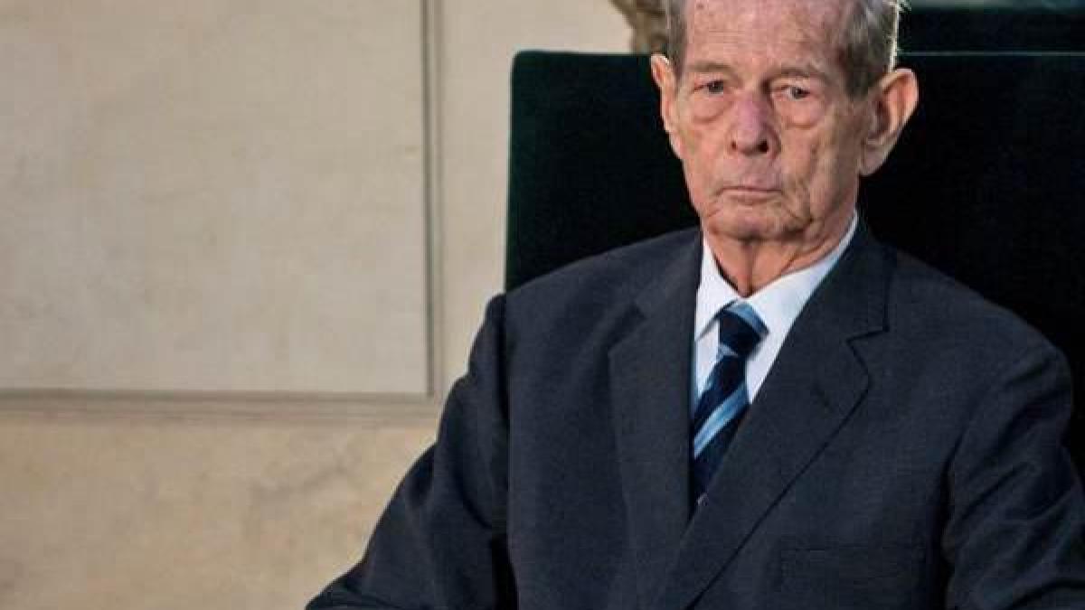 campanie de denigrare a casei regale