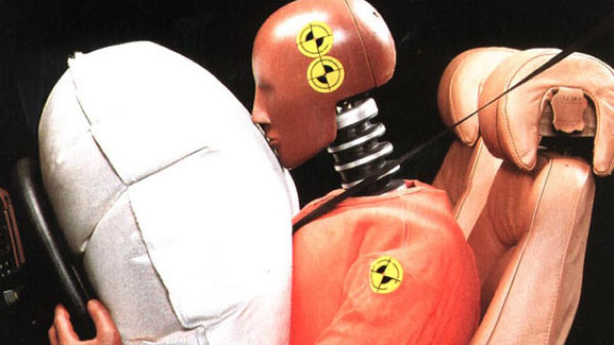 cel mai mare producator auto din lume cheama in service peste 400 000 de masini