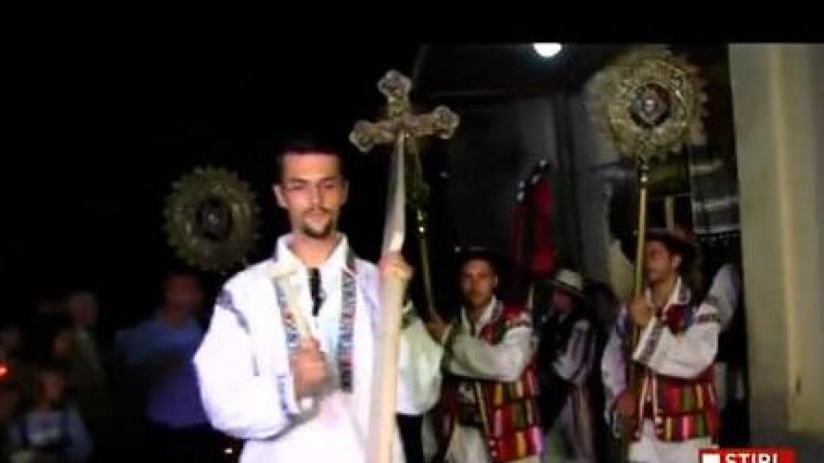 noapte de rugaciune la manastirea nicula