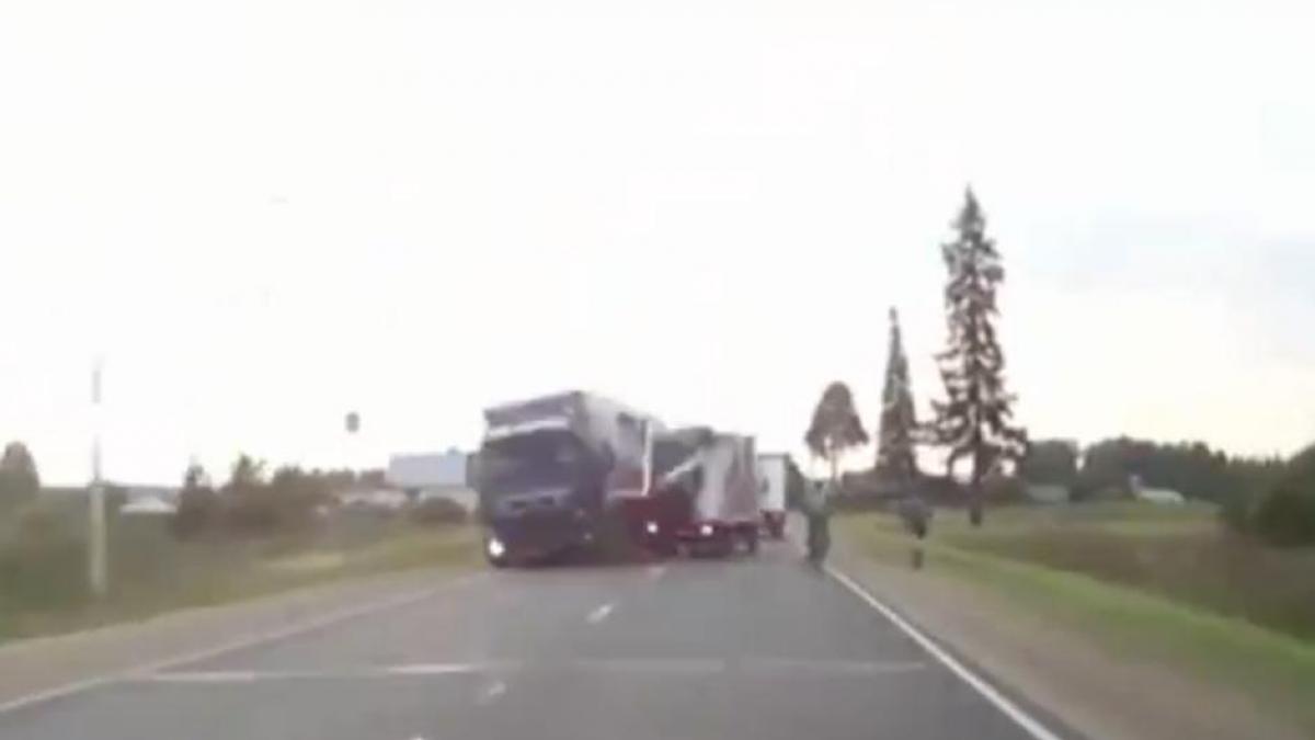 video cei mai norocosi biciclisti in viata