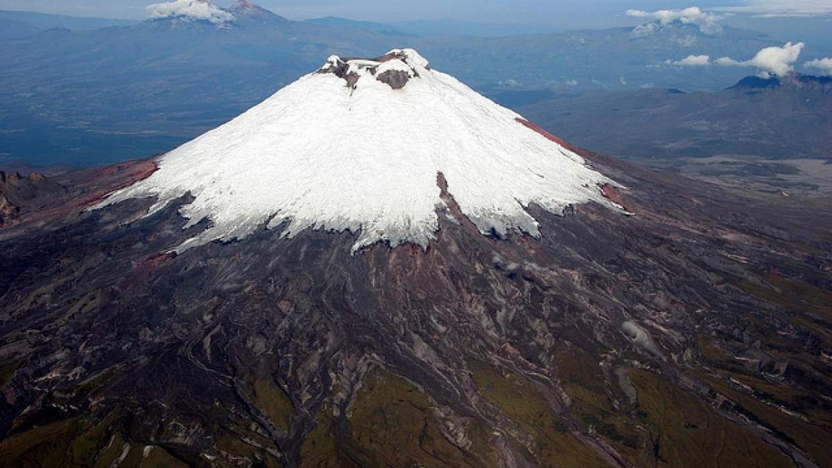 stare de urgenta in ecuador unul dintre cei mai periculosi vulcani din lume sta sa erupa