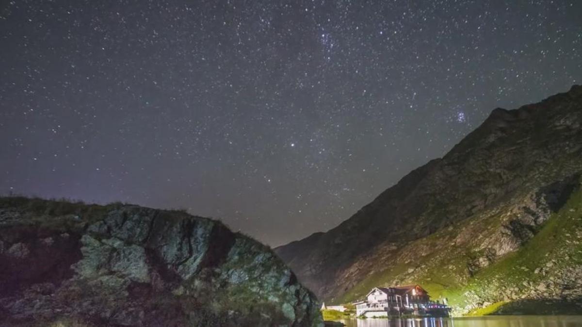 video inedit perseidele vazute de la balea lac