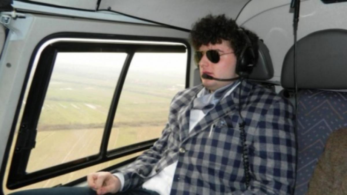 cel mai bogat tanar din romania socheaza din nou scene uluitoare la malul marii negre