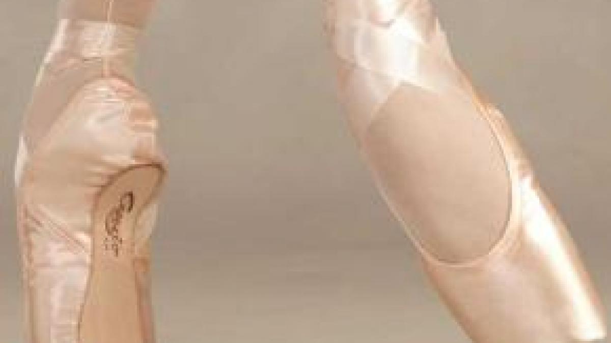 o mica balerina din romania cucereste lumea