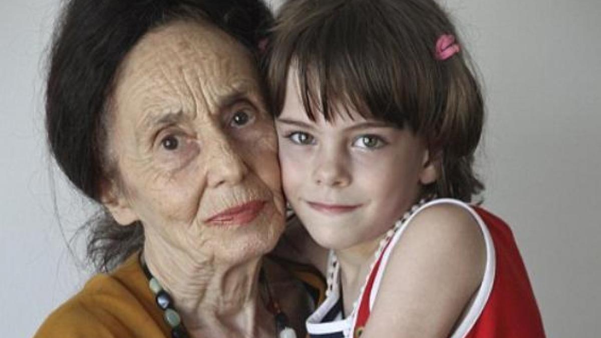 reactie bizara a celei mai batrane mame din romania in cazul violatorilor din vaslui