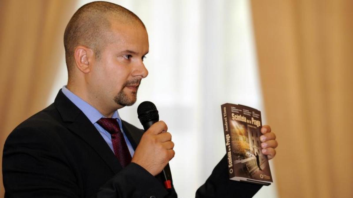 alexandru giboi director general al agerpres a participat la evenimentul de lansare a volumului