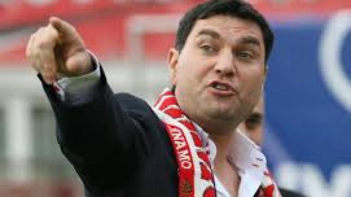 dezvaluiri despre viata lui cristi borcea in inchisoare colegii de celula l au surprins rugandu se