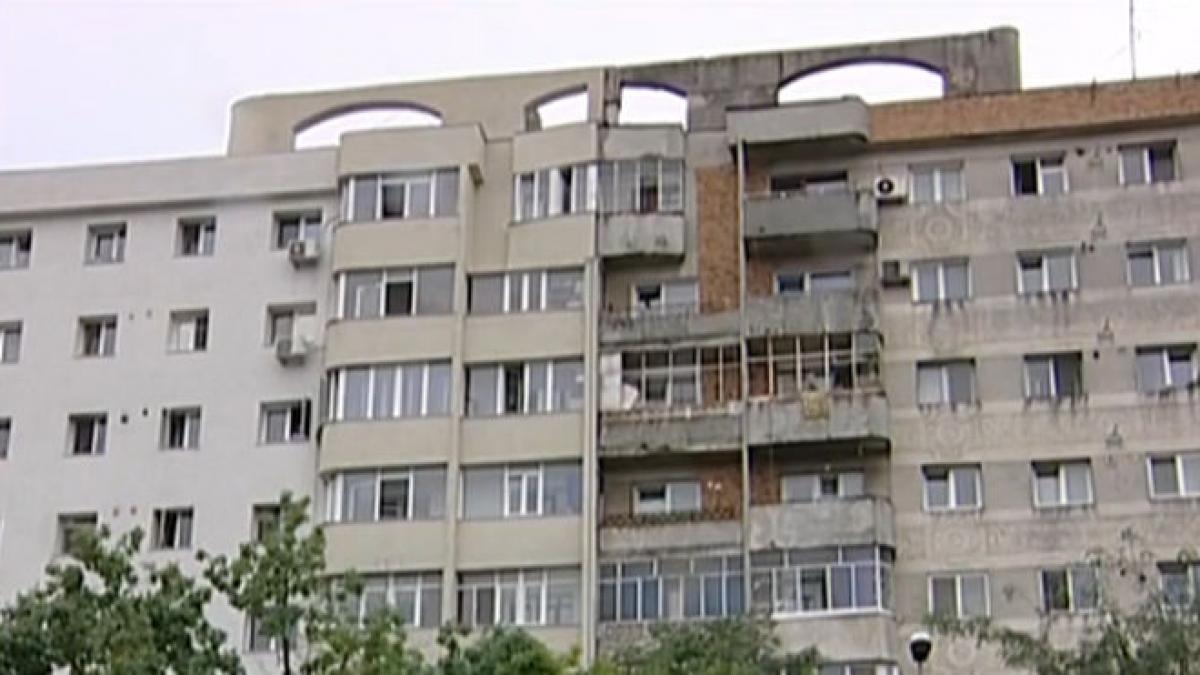 lucrari de reabilitare termica in sectorul trei al capitalei 80 de imobile vor fi in santier