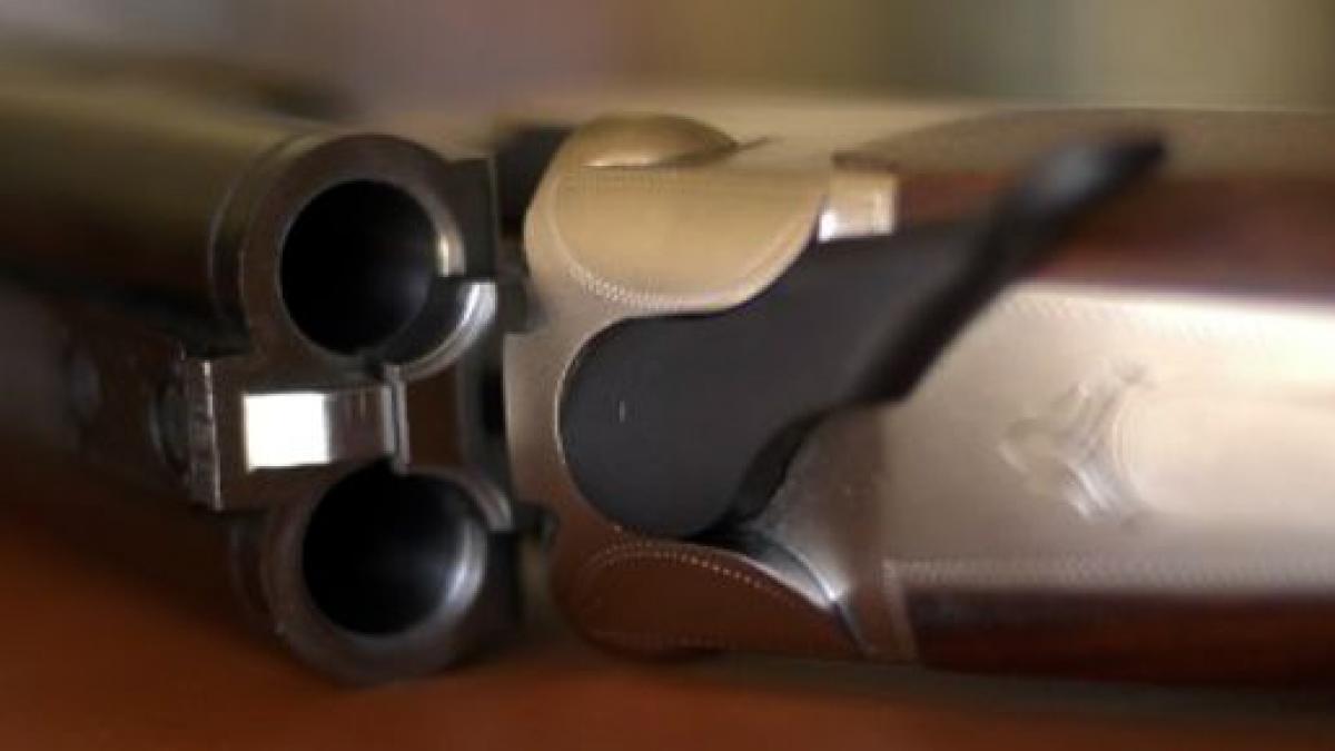 angajat al primariei lipova impuscat la vanatoare