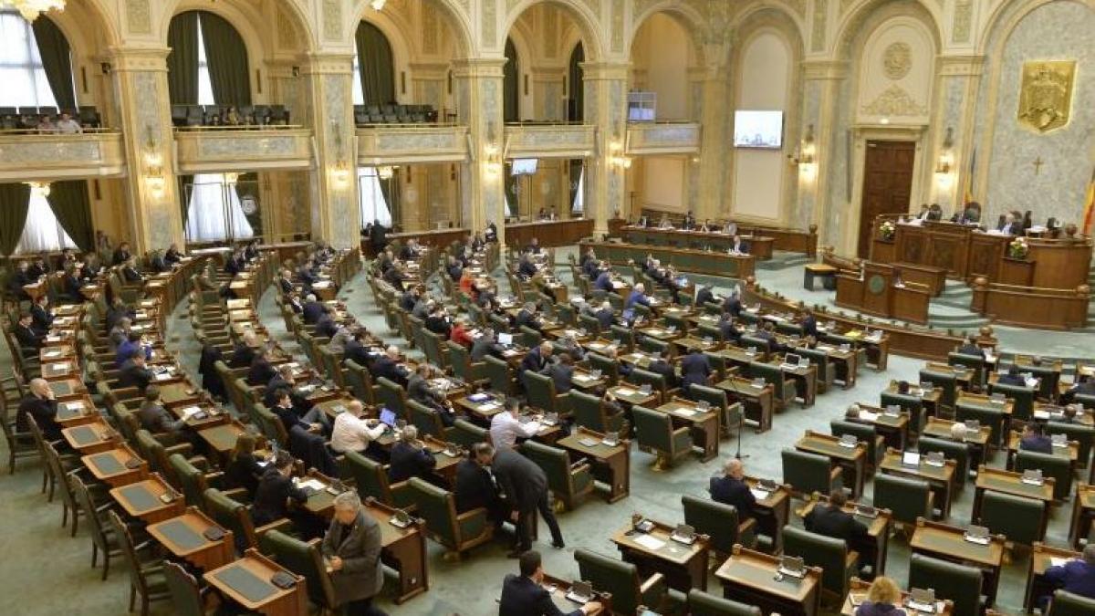 parlamentarii se intorc la munca pentru codul fiscal