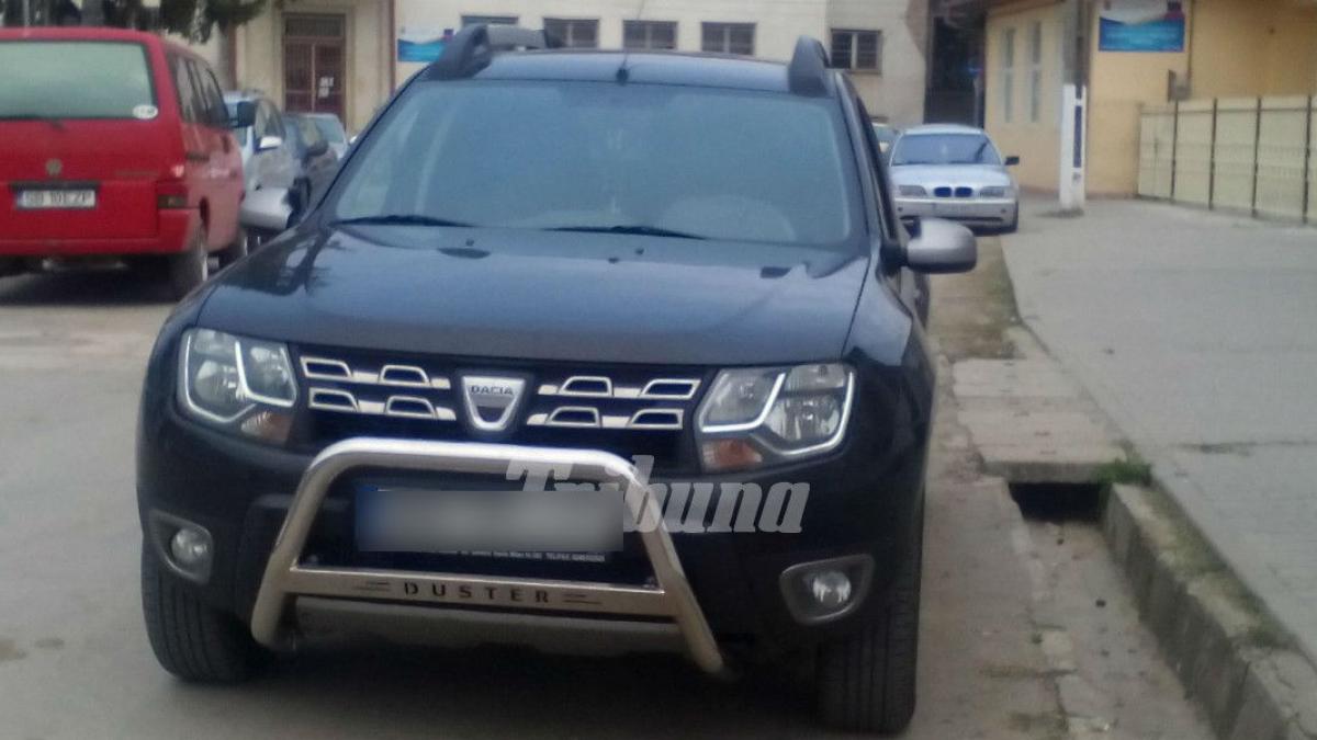 numarul de inmatriculare socant pe care il are un preot la masina