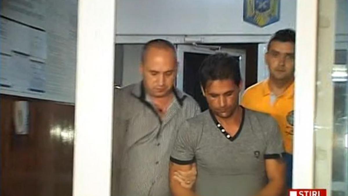 un fals procuror prins in flagrant delict se dadea seful diicot si cerea mita